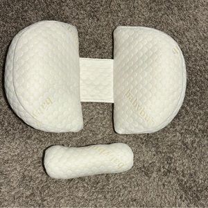 Babybub maternity pillow
